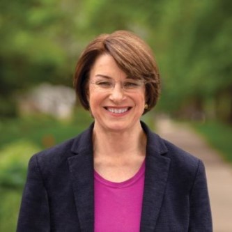 Portrait of Senator Amy Klobuchar.