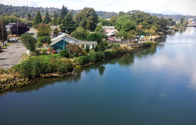 Homes along the Duwamish River.